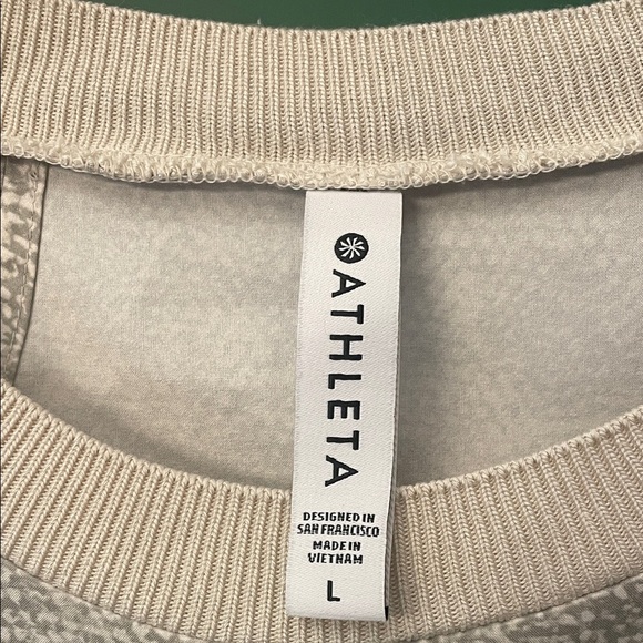 Athleta Womens L ZephyrTaupe & Cream Printed Tank Top Tulip Hem Silky - Picture 2 of 5